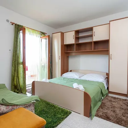 Apartment Ana
