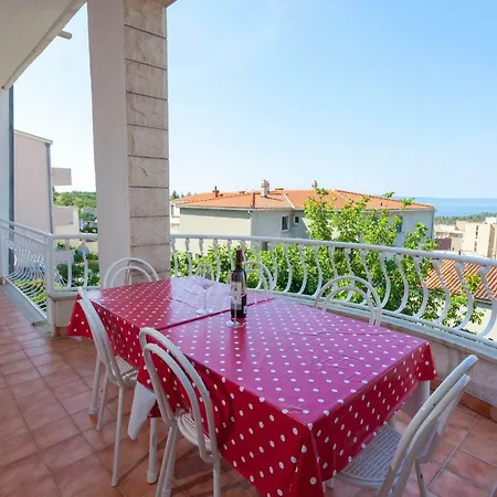 Ana Apartment