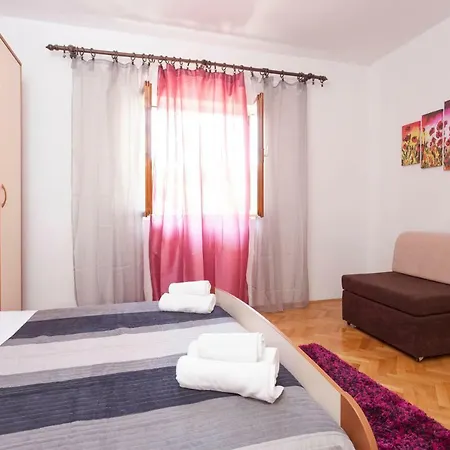 Apartment Ana