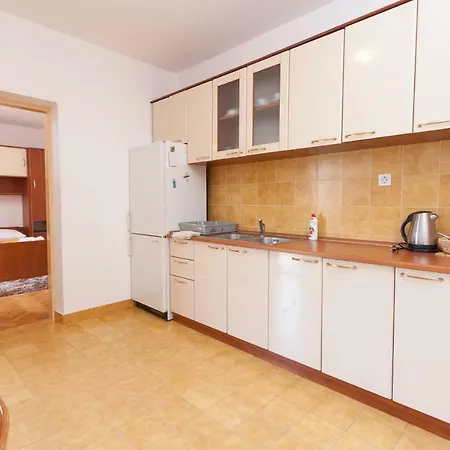 Apartment Ana